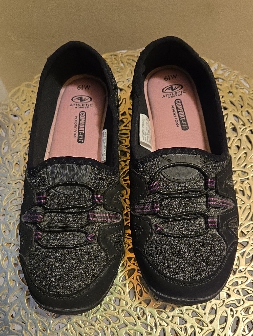 Athletic Works Comfort Fit black, gray and purple walking shoes Sz 6.5W ⭐️